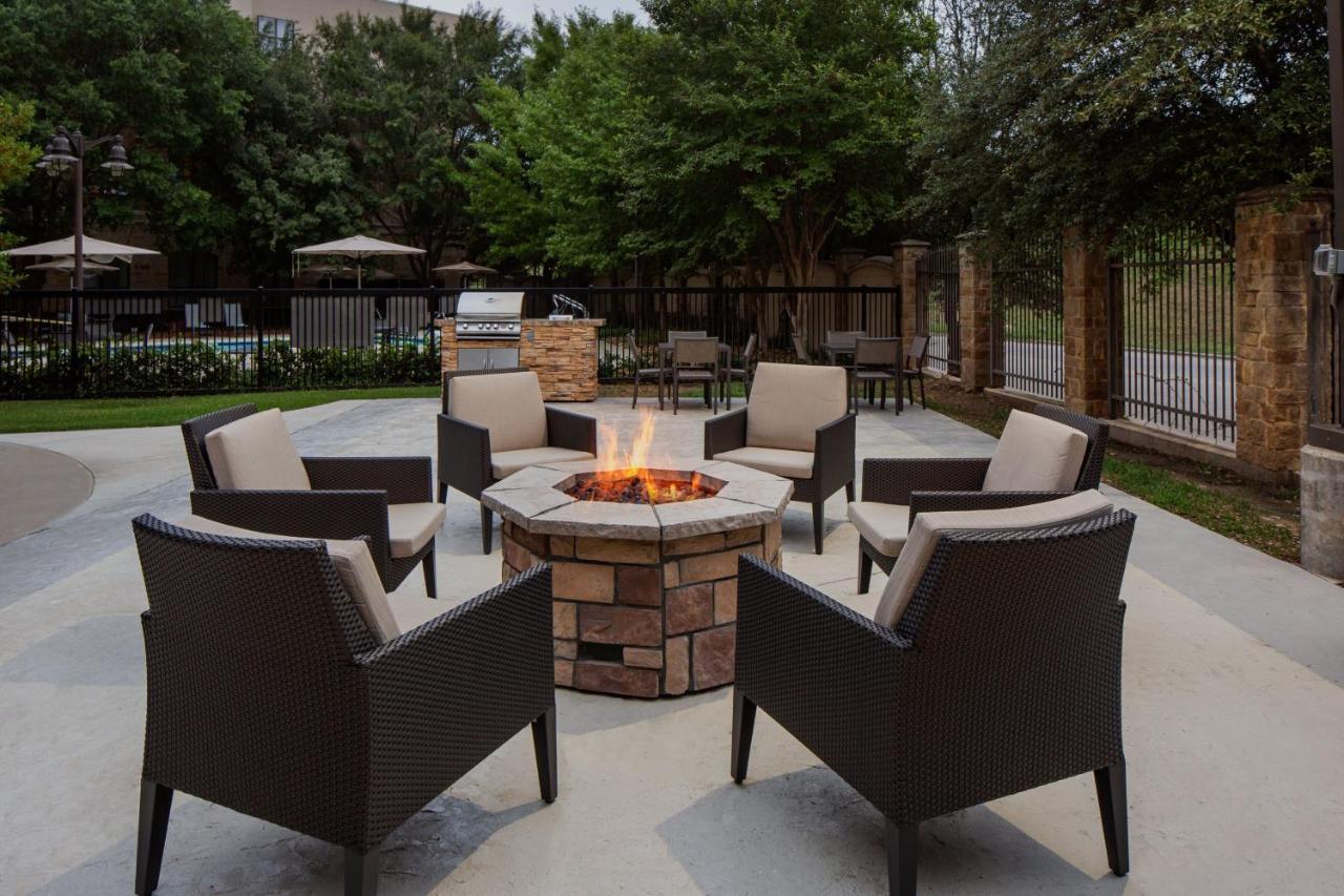 Residence Inn Fort Worth Cultural District Esterno foto